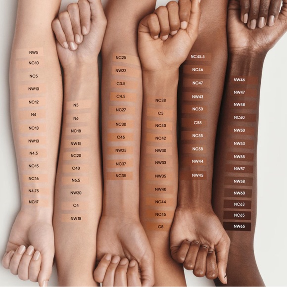 List 3 - NW22 MAC Studio Fix Fluid SPF 15: Matte, full coverage, SPF. - Picture 4 of 4